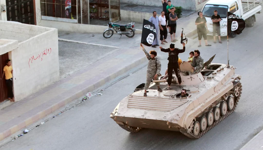 islamist_military_parade001 islamic state-military